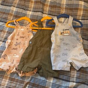 Baby boys  Animal Print Romper Overalls Set